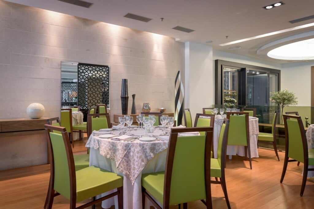 Elaia_Main_Restaurant_3