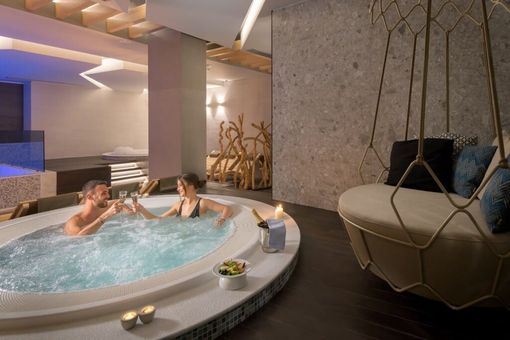 Vithos Spa | Jacuzzi