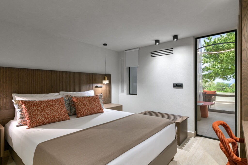 Maisonette_Side_Sea_View_Bedroom_ground_floor
