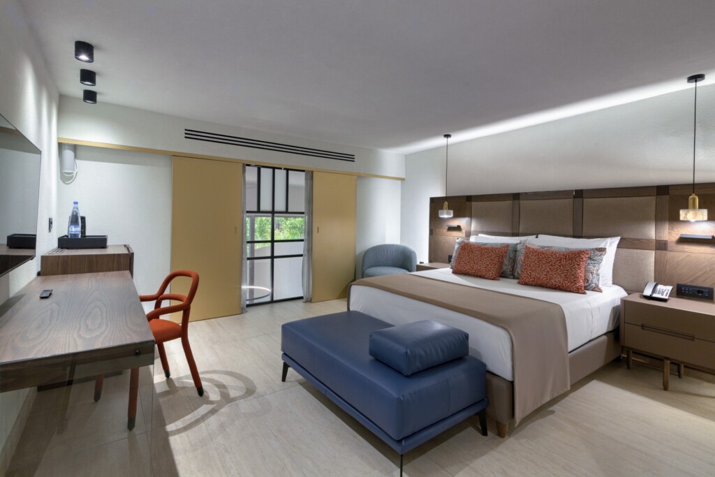 Maisonette_Side_Sea_View_Bedroom_upper_floor_a