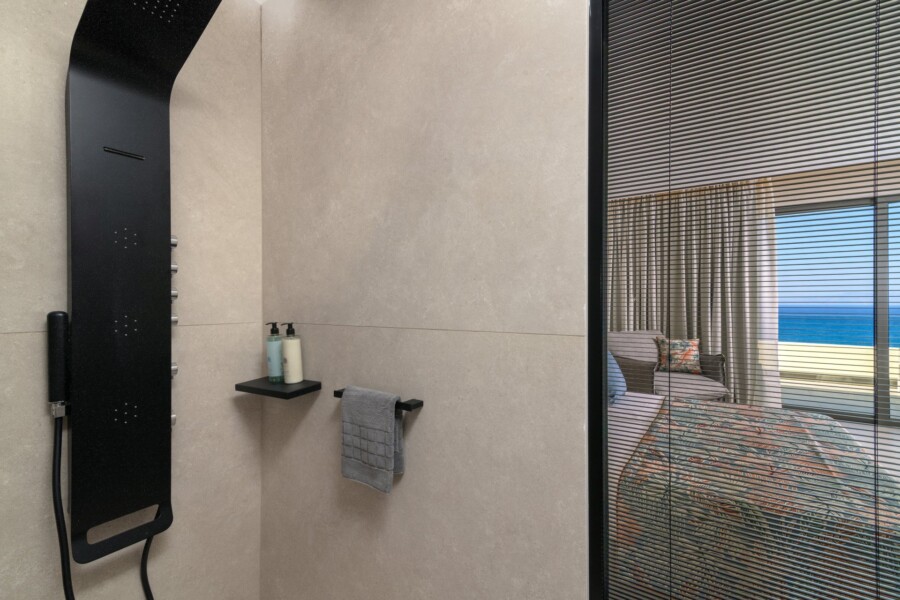 Premium Double Twin Bathroom