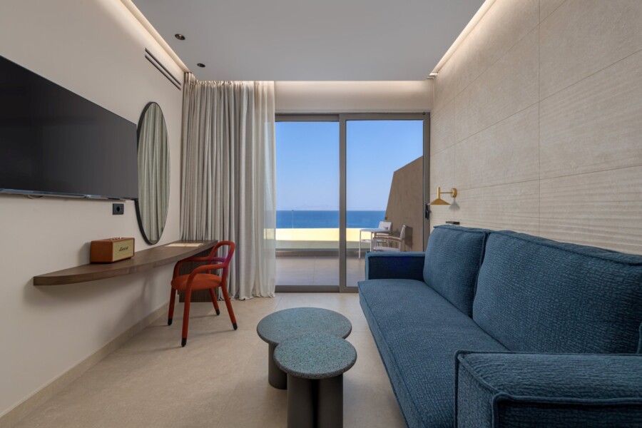 Premium Junior Suite Livingroom